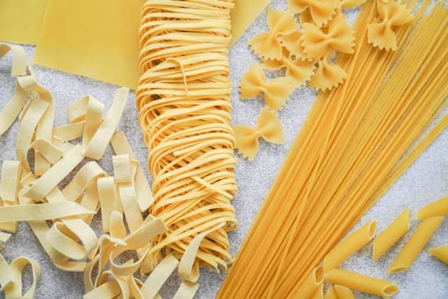 différentes variétés de pâtes crues de la marque Panzani